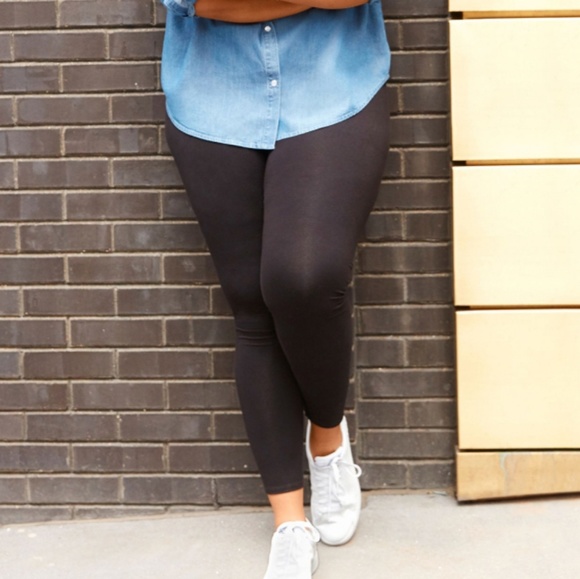 Boutique+ Black Leggings Plus Size 3X - Picture 3 of 3